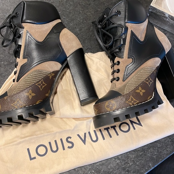 Louis Vuitton Combat Boots - Picture 8 of 9